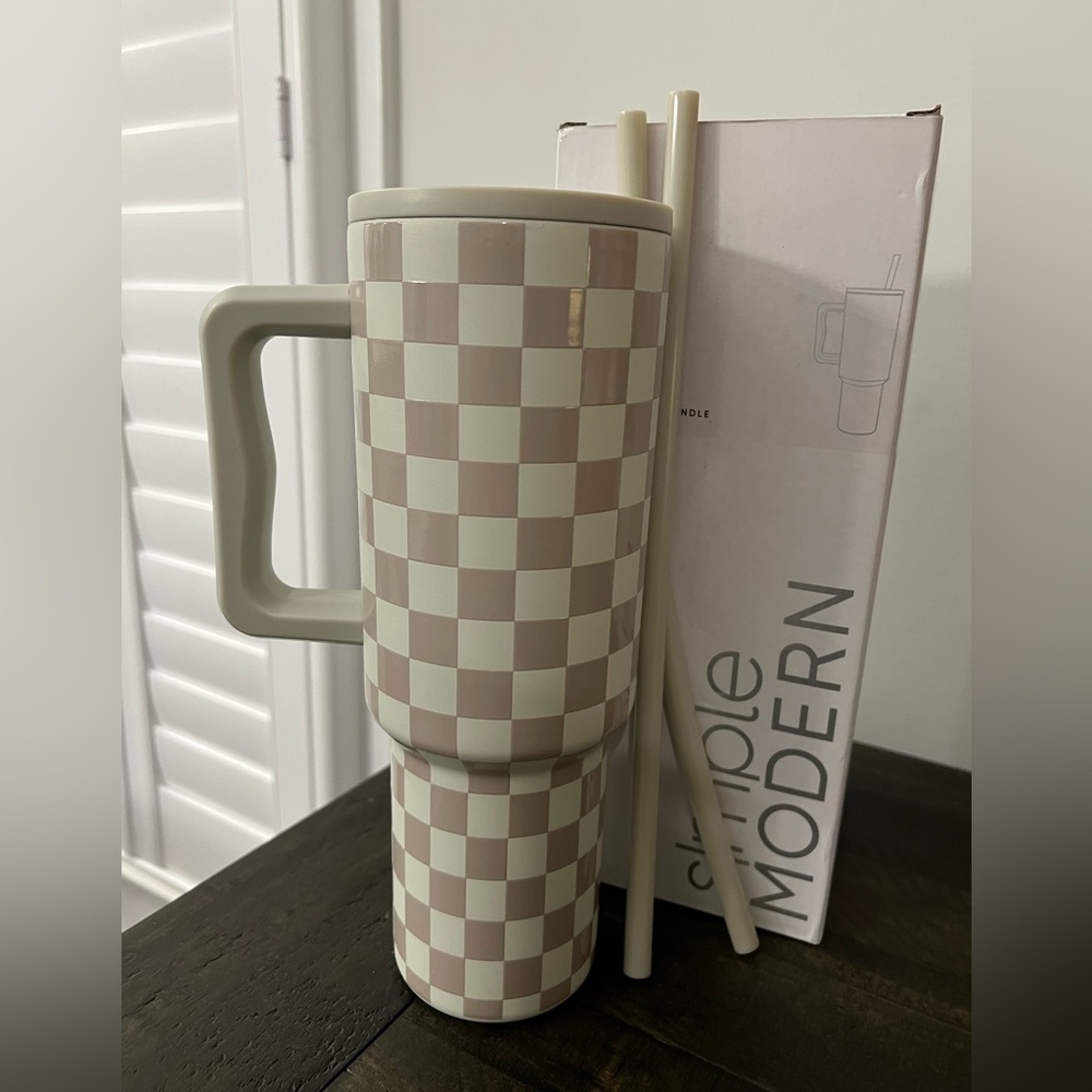 Simple Modern 40oz Trek Tumbler Checkmate NWT